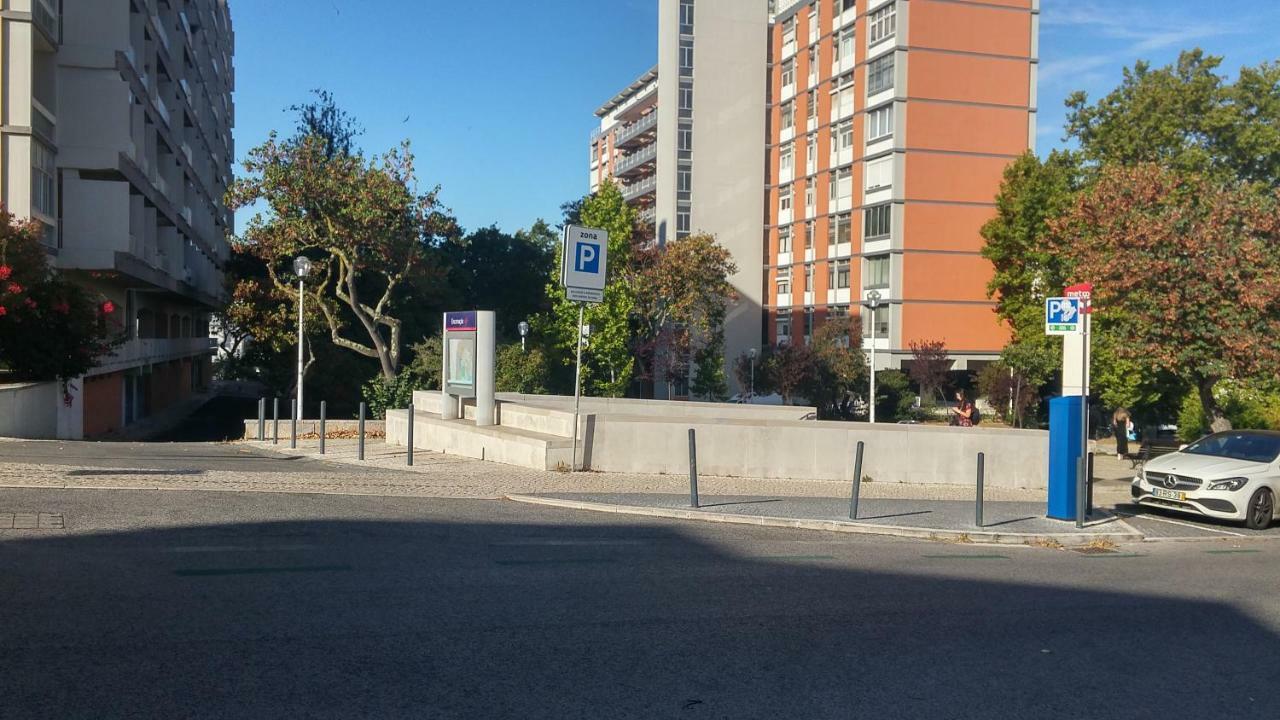 Encarnacao Metro 1/2 Apartment Lisboa Екстериор снимка